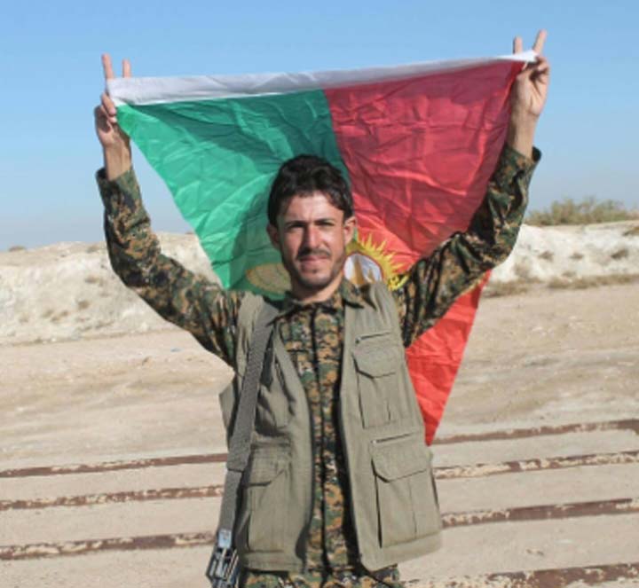 Combattant des Unités de résistance de Sinjar (cc) Kurdishstruggle