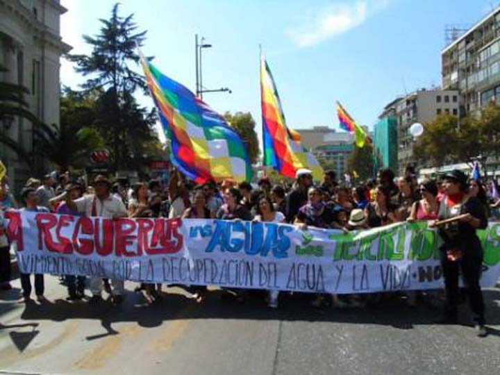 Marche pour l'eau et les territoires, le 22 avril 2017 à Concepción, au Chili (Movimiento por el agua y los territorios)