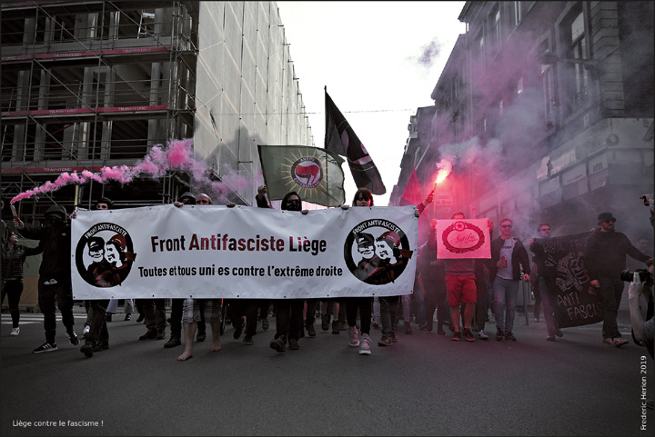 Photo d'une manifestation du front antifasciste de Liège
